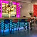 Nyx By Leonardo 4*