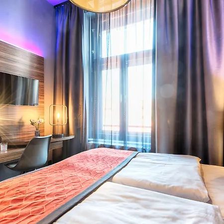 Nyx By Leonardo 布拉格