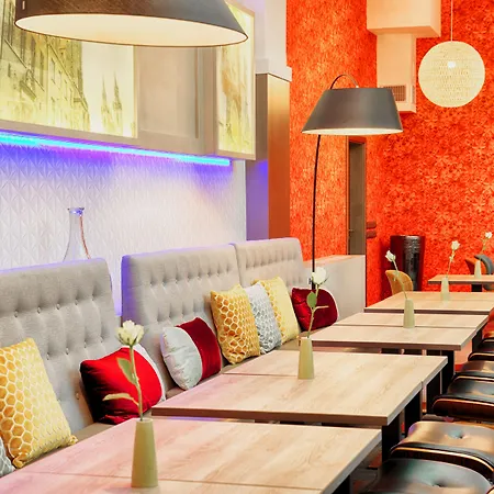 Nyx By Leonardo 布拉格