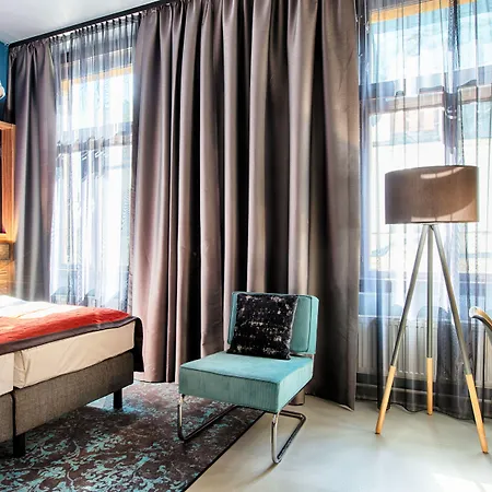 Отель Nyx By Leonardo 4*