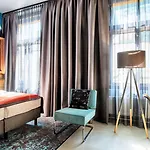 Hotel Nyx By Leonardo 4*
